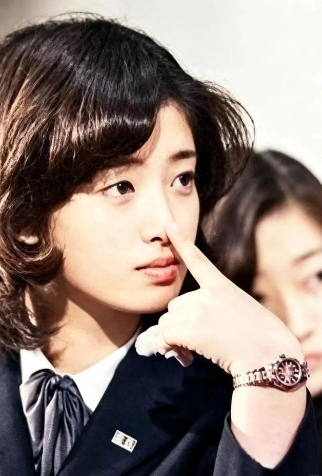 七贏娛樂城：出道8年成顶流，却在最红最美时退圈，为什么她至今仍是无数人的白月光？