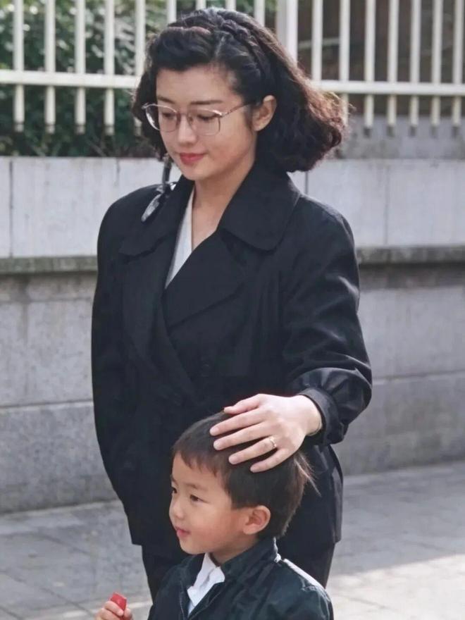 七贏娛樂城：出道8年成顶流，却在最红最美时退圈，为什么她至今仍是无数人的白月光？